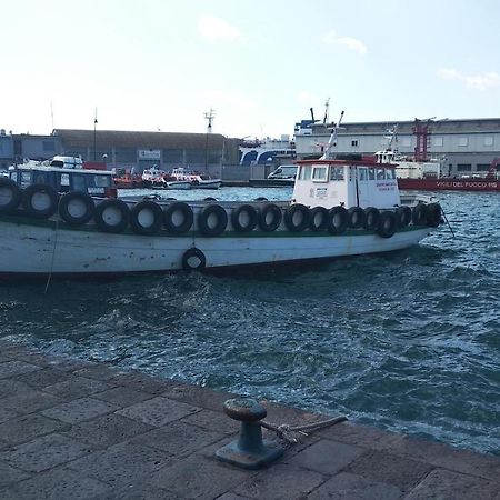 B&B Vecchia Darsena Augusta Eksteriør bilde